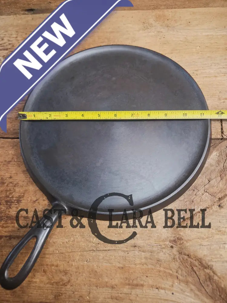 Awesome pizza griddle or for breakfast hot cakes! 1920’’s #10 Griswold Large Block cast iron Griddle 610 Griddle