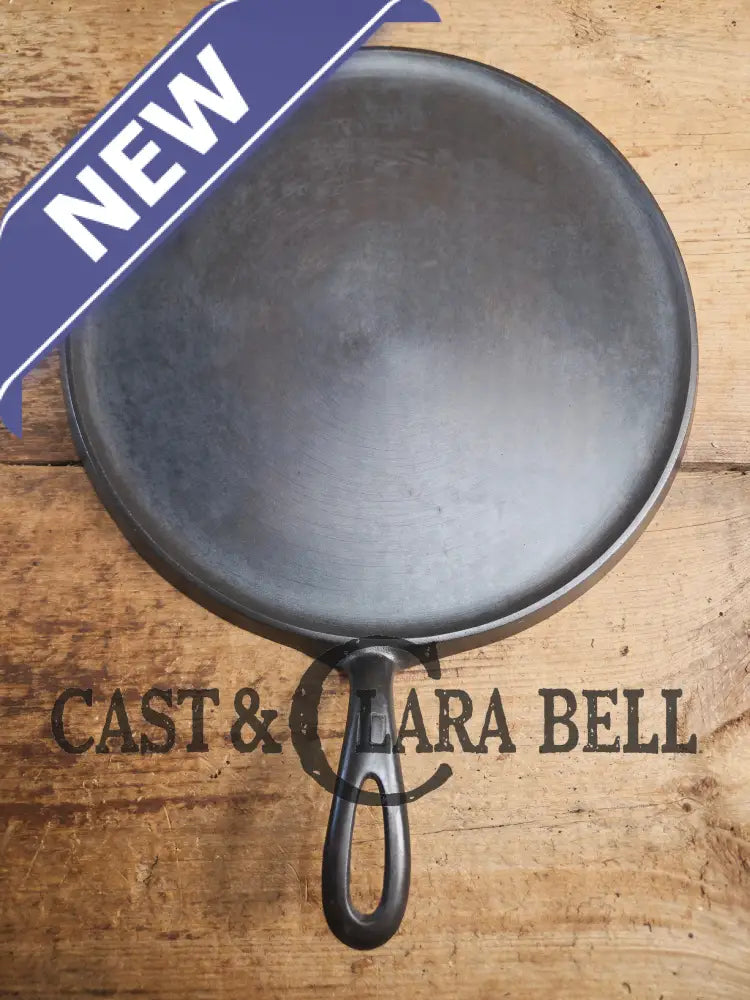 Awesome pizza griddle or for breakfast hot cakes! 1920’’s #10 Griswold Large Block cast iron Griddle 610 Griddle