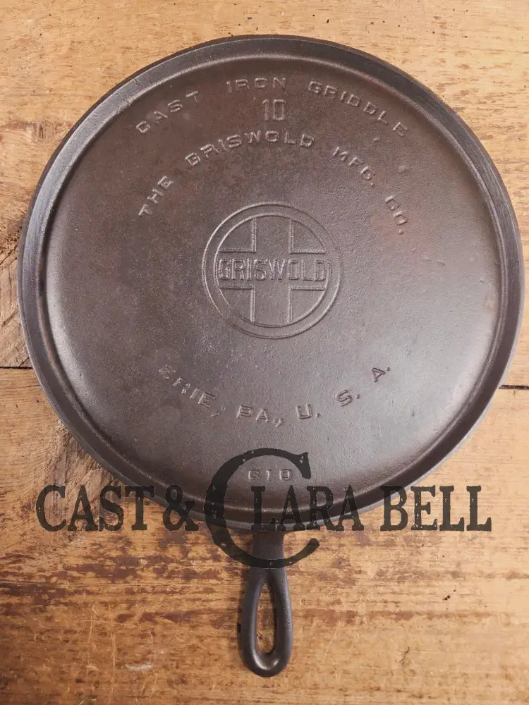 Awesome pizza griddle or for breakfast hot cakes! 1920ββs #10 Griswold Large Block cast iron Griddle 610 Griddle