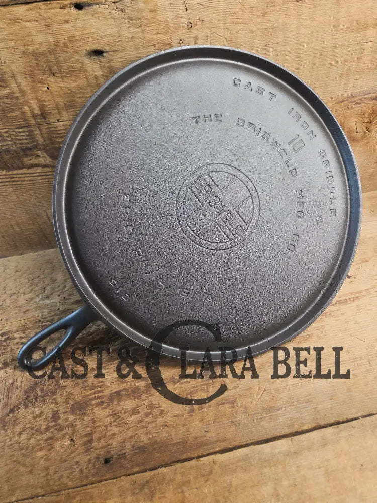Awesome pizza griddle or for breakfast hot cakes! 1920ββs #10 Griswold Large Block cast iron Griddle 610 Griddle