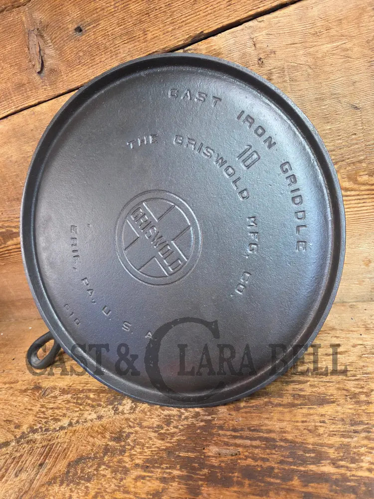 Awesome pizza griddle or for breakfast hot cakes! 1920’’s #10 Griswold Large Block cast iron Griddle 610 - Griddle