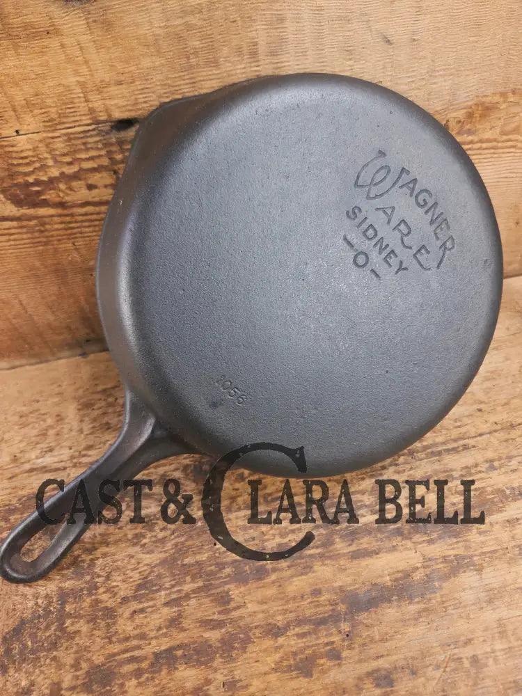 Awesome saute and side skillet! 1930’s Wagner Ware #6 Cast Iron Skillet 1056 Smooth Bottom Skillet