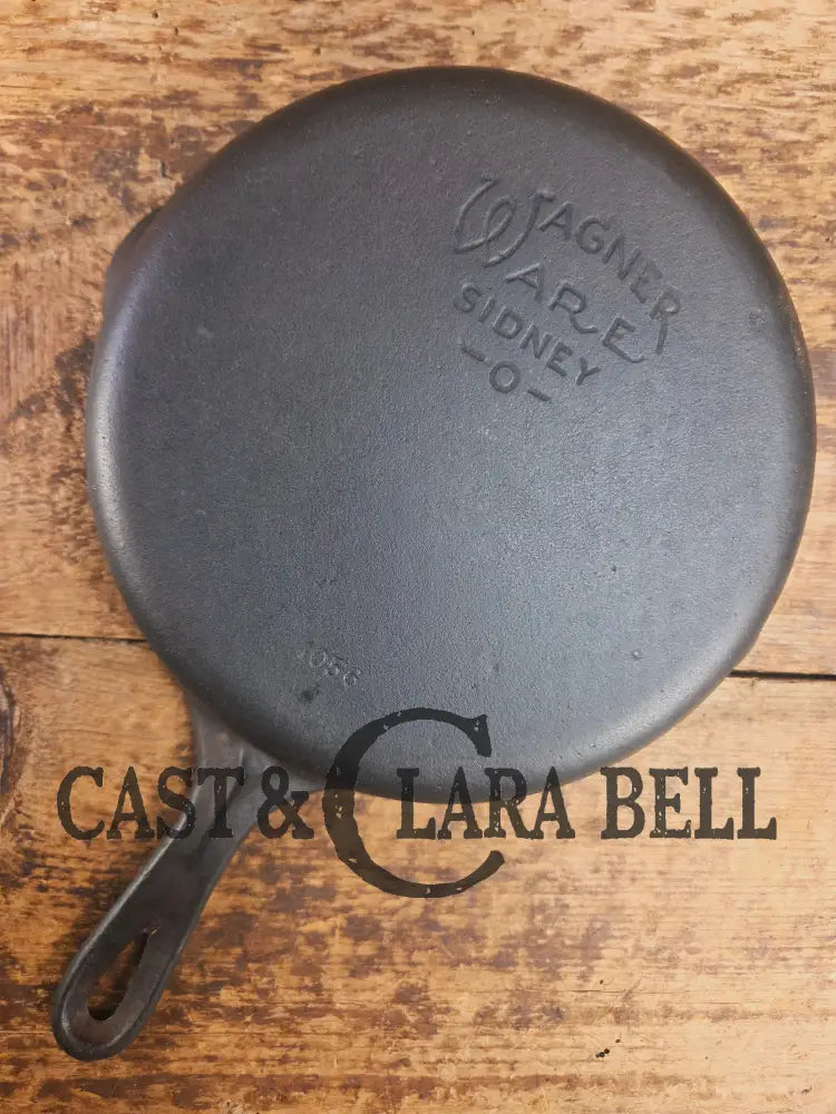 Awesome saute and side skillet! 1930’s Wagner Ware #6 Cast Iron Skillet 1056 Smooth Bottom Skillet