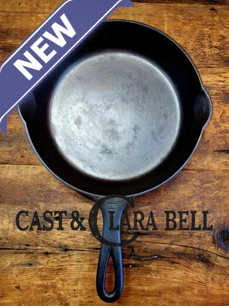 Awesome saute skillet! 1930’s Griswold #6 cast iron Skillet with Large Block Logo and Smooth Bottom 699 B Skillet