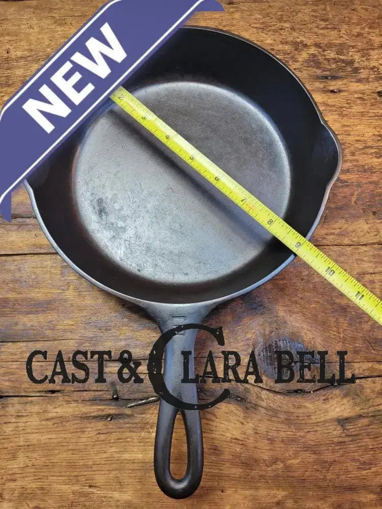 Awesome saute skillet! 1930’s Griswold #6 cast iron Skillet with Large Block Logo and Smooth Bottom 699 H Skillet