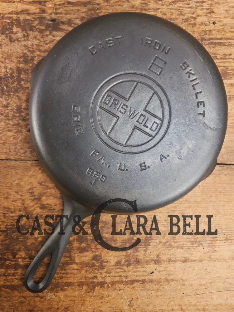 Awesome saute skillet! 1930’s Griswold #6 cast iron Skillet with Large Block Logo and Smooth Bottom 699 J Skillet