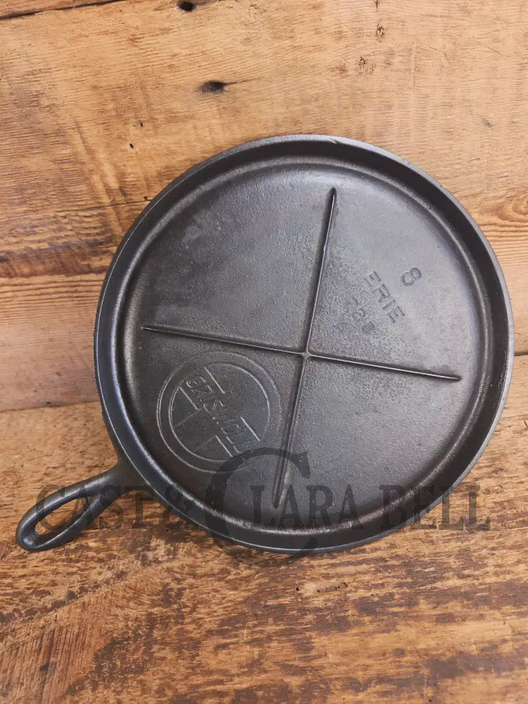 Awesome single serve piece! Lightweight early 1920 Griswold Slant Logo Vintage Griddle #8 Erie 738 - Griddle