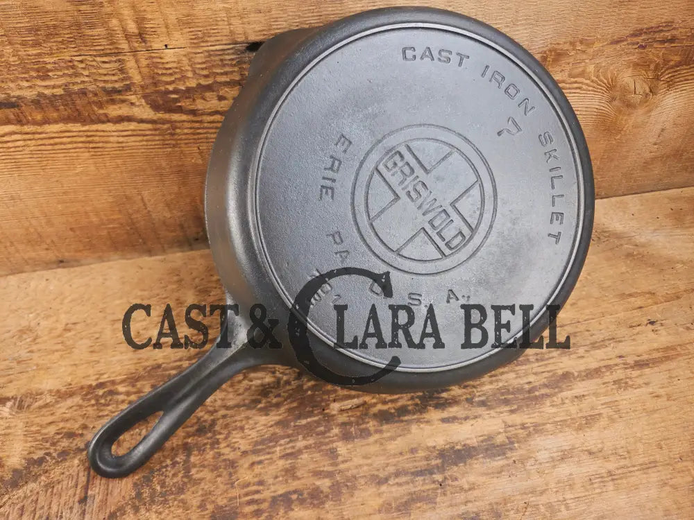 BEAUTIFUL! 1910-20βs Griswold #7 Skillet with Heat Ring and Large Block Logo 701 Skillet
