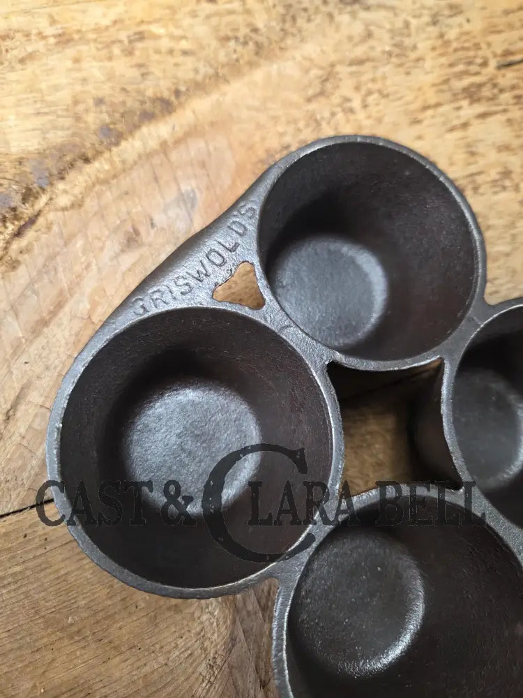 Beautiful 1910βs βGriswoldβs Erieβ 6 Cup Muffin/Popover Pan 6141 Variation 4 Bakeware