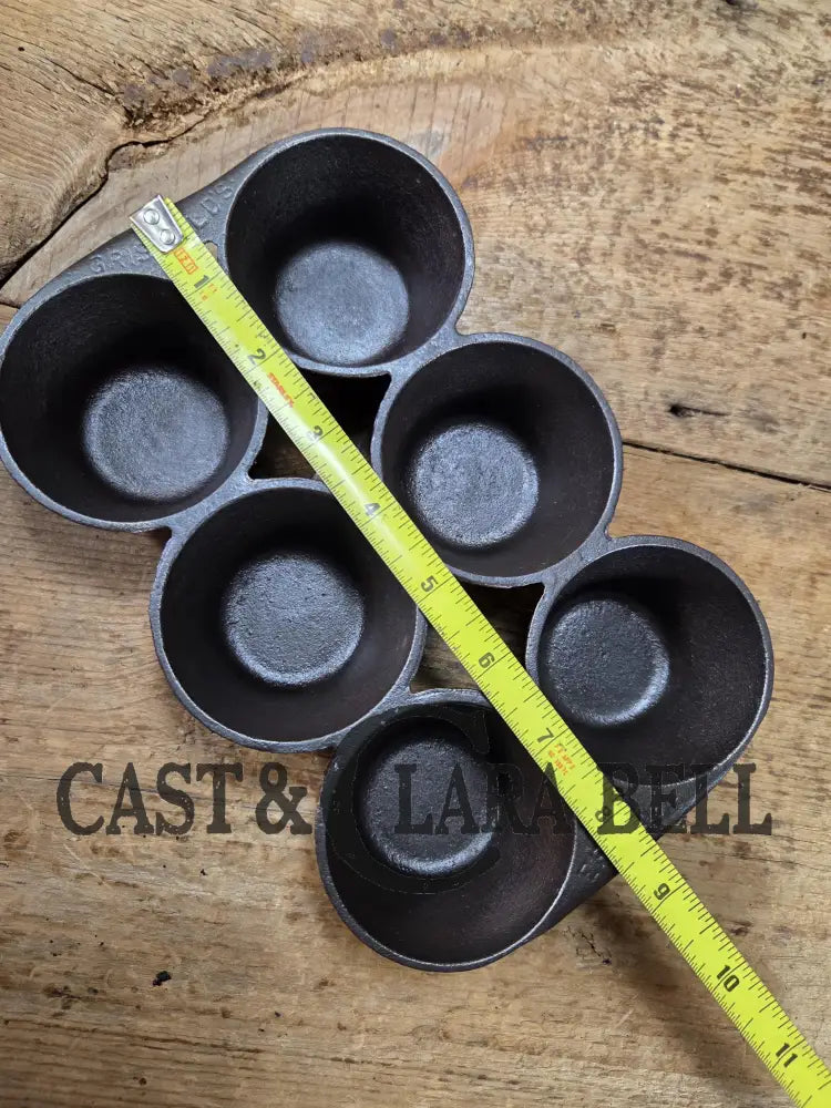 Beautiful 1910’s ’Griswold’s Erie’ 6 Cup Muffin/Popover Pan 6141 Variation 4 Bakeware