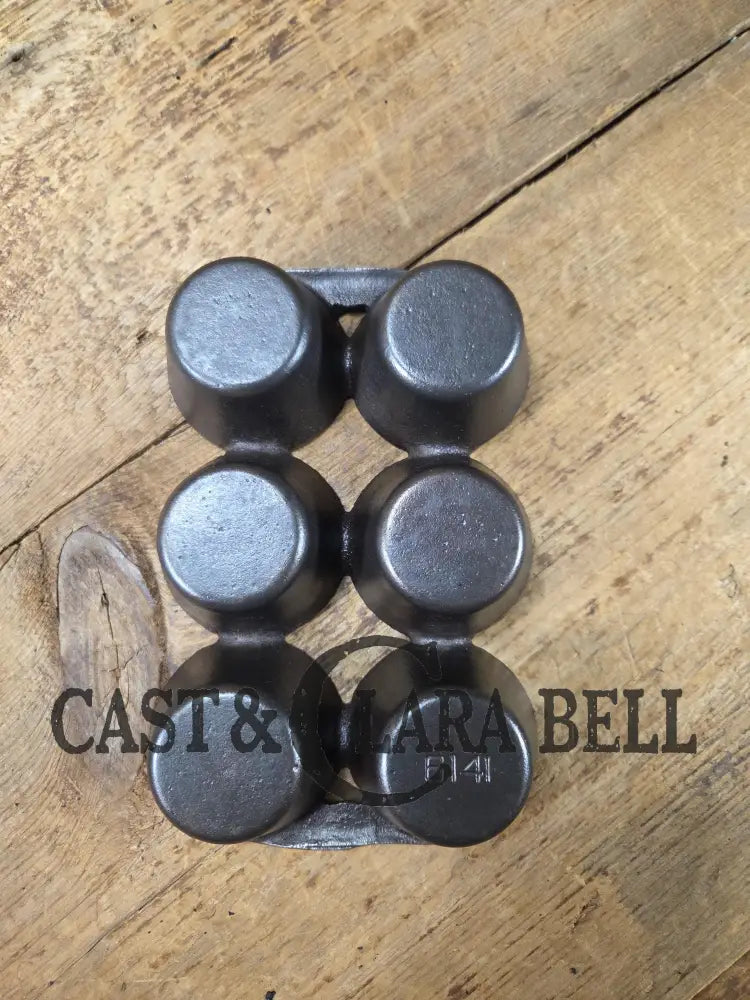 Beautiful 1910βs βGriswoldβs Erieβ 6 Cup Muffin/Popover Pan 6141 Variation 4 Bakeware