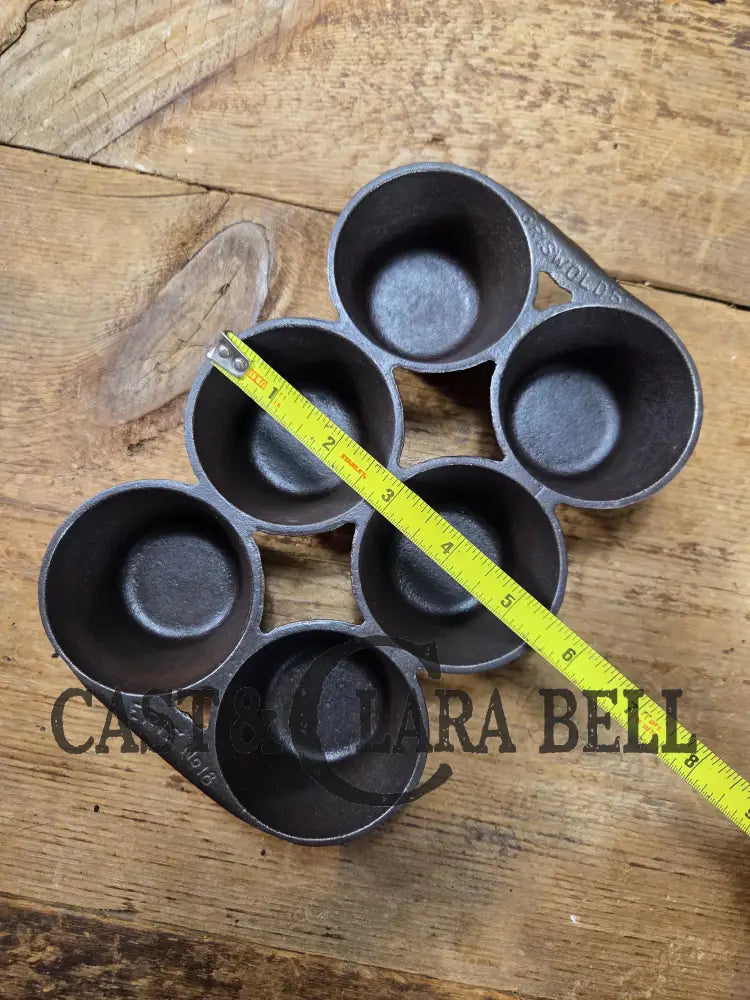 Beautiful 1910βs βGriswoldβs Erieβ 6 Cup Muffin/Popover Pan 6141 Variation 4 Bakeware
