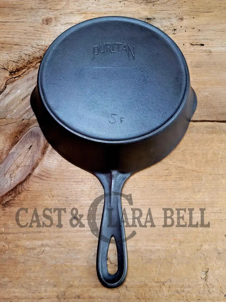 Beautiful! 1920βS Favorite Made Puritan No. 5 Cast Iron Skillet W Heat Ring! Unique Handle Style.