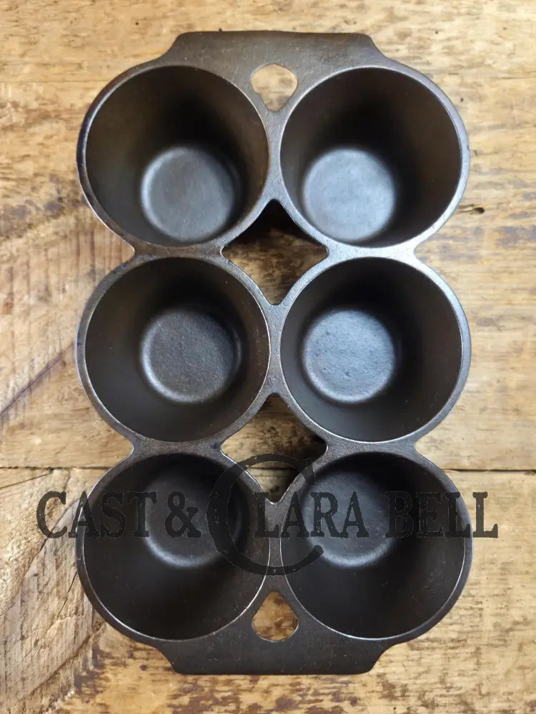 Beautiful 1920βs Griswold 6 Cup Muffin/Popover Pan 6141 Variation 5 Rarity 3. Amazing gift Bakeware