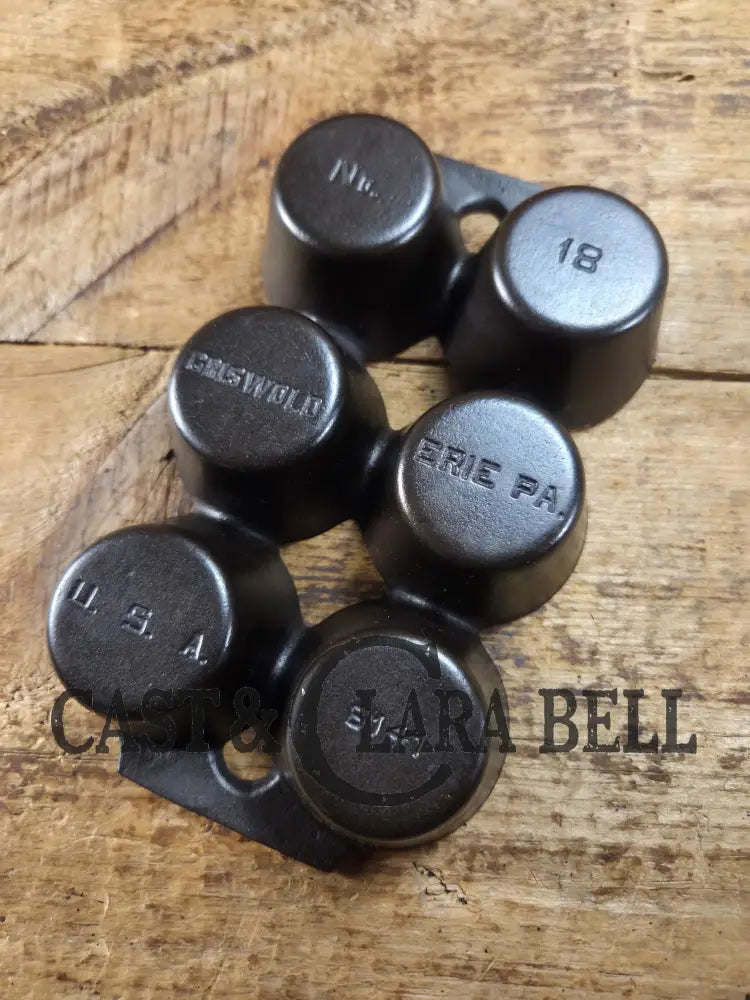 Beautiful 1920โs Griswold 6 Cup Muffin/Popover Pan 6141 Variation 5 Rarity 3. Amazing gift Bakeware