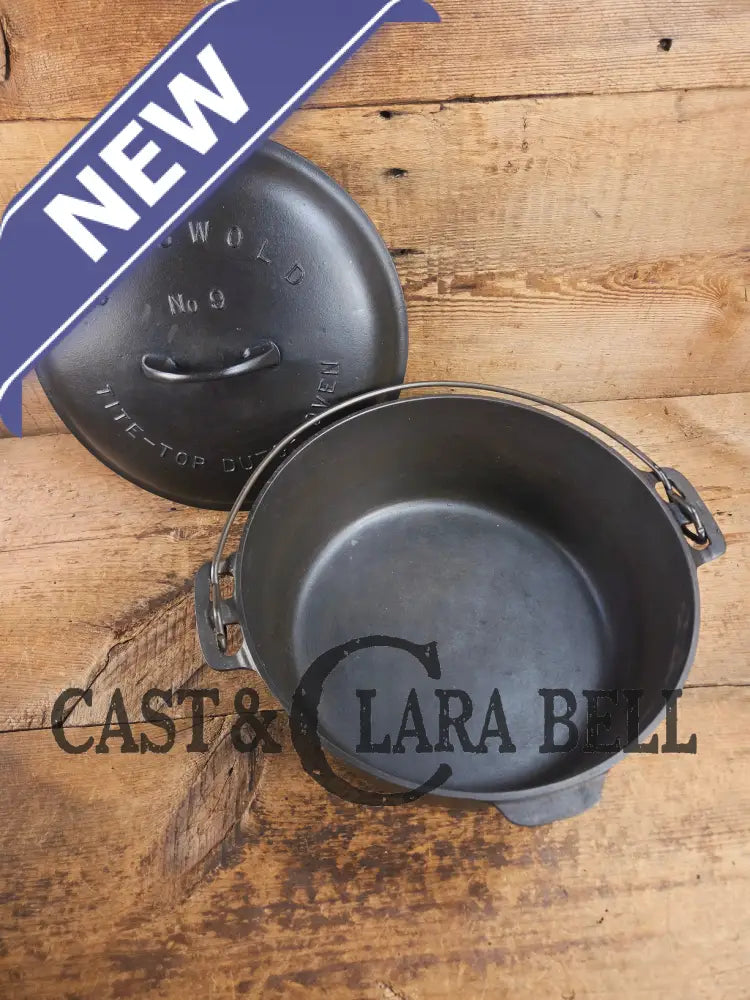 Beautiful 1920βs Griswold No. 9 Tite-Top Dutch Oven with Block Logo p/n 834 B Block Logo lid 2552. PERFECT for stews