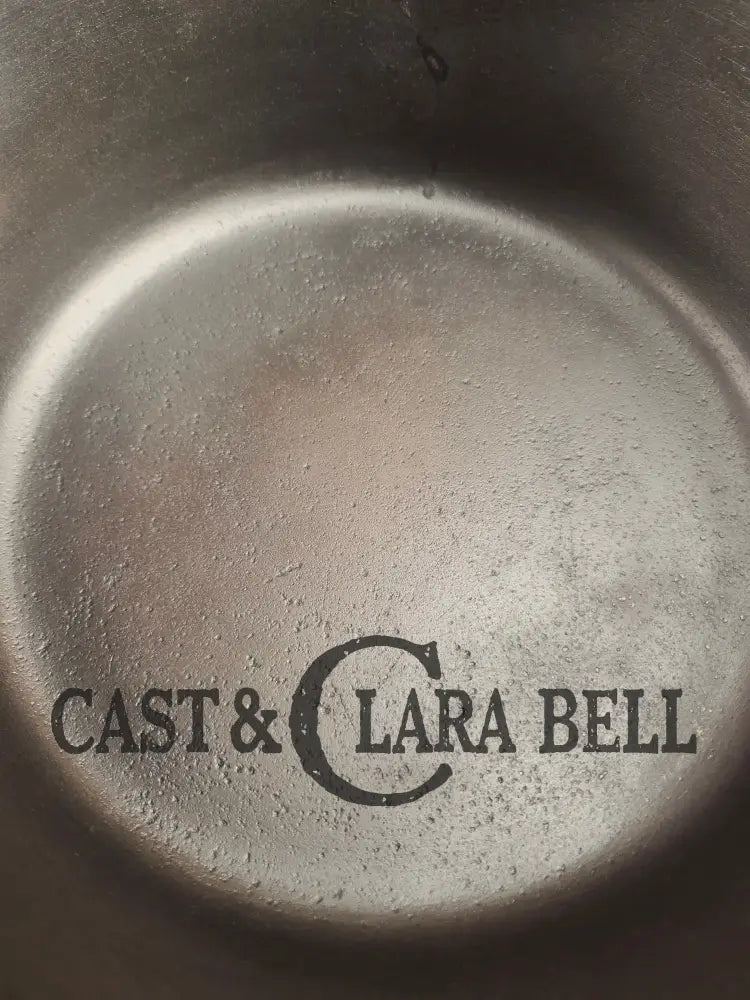 Beautiful 1920βs Griswold No. 9 Tite-Top Dutch Oven with Block Logo p/n 834 Block Logo lid 2552. PERFECT for stews