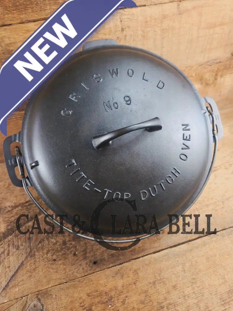 Beautiful 1920βs Griswold No. 9 Tite-Top Dutch Oven with Block Logo p/n 834 Block Logo lid 2552. PERFECT for stews