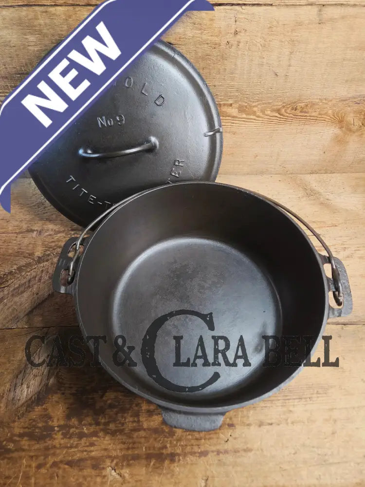 Beautiful 1920’s Griswold No. 9 Tite-Top Dutch Oven with Block Logo p/n 834 Slant Logo lid 2552. PERFECT for stews