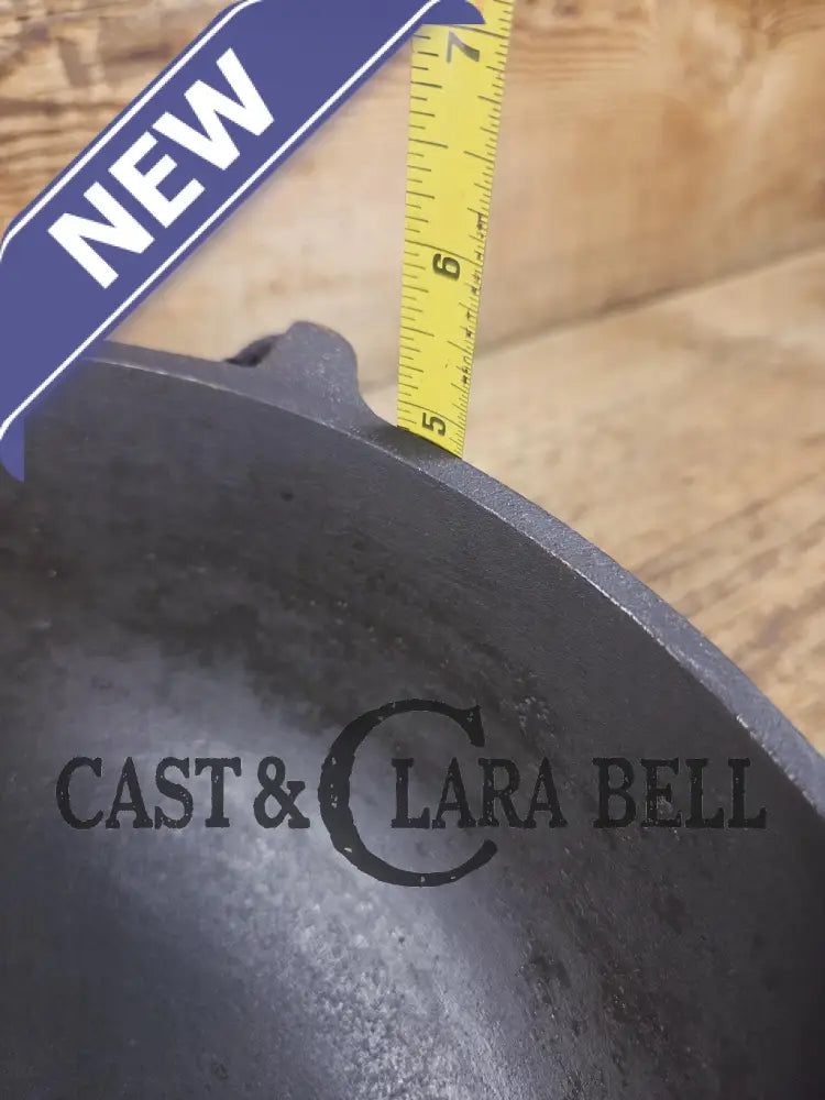 Beautiful 1930βs #4 Griswold (#782) Scotch Bowl (aka candy kettle). Hard to find really cook bowl for bread proofing