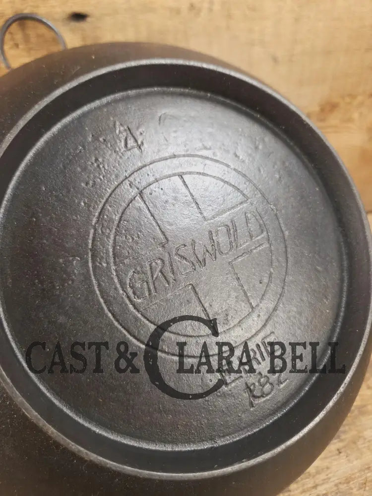 Beautiful 1930βs #4 Griswold (#782) Scotch Bowl (aka candy kettle). Hard to find really cook bowl for bread proofing