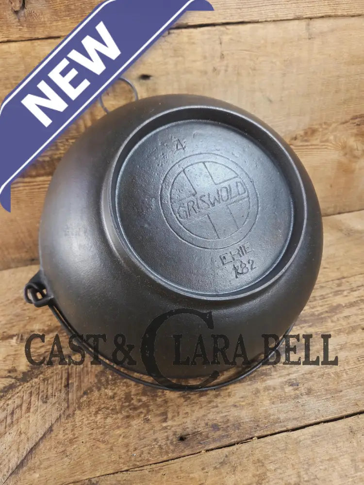 Beautiful 1930βs #4 Griswold (#782) Scotch Bowl (aka candy kettle). Hard to find really cook bowl for bread proofing