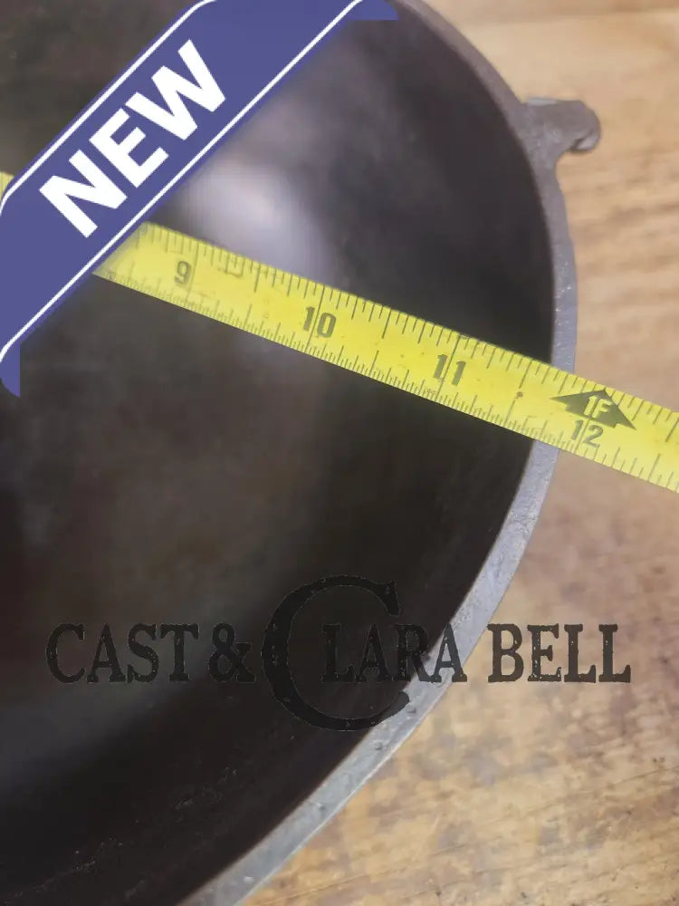 Beautiful 1930βs #5 Griswold (#783) Scotch Bowl (aka candy kettle). Hard to find really cook bowl for bread proofing