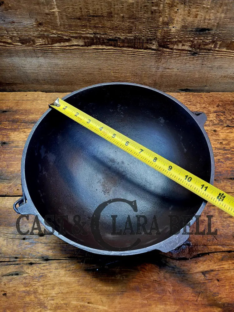 Beautiful 1930βS Griswold (#782) Scotch Bowl (Aka Candy Kettle). Hard To Find Gorgeous
