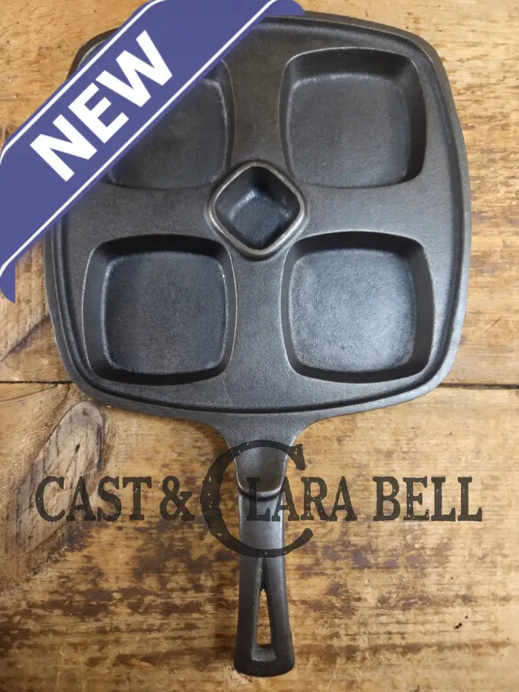 Beautiful 1940βs later series Wagner Square βBenedictβ skillet. Perfect for cooking multiple sandwiches at once. A