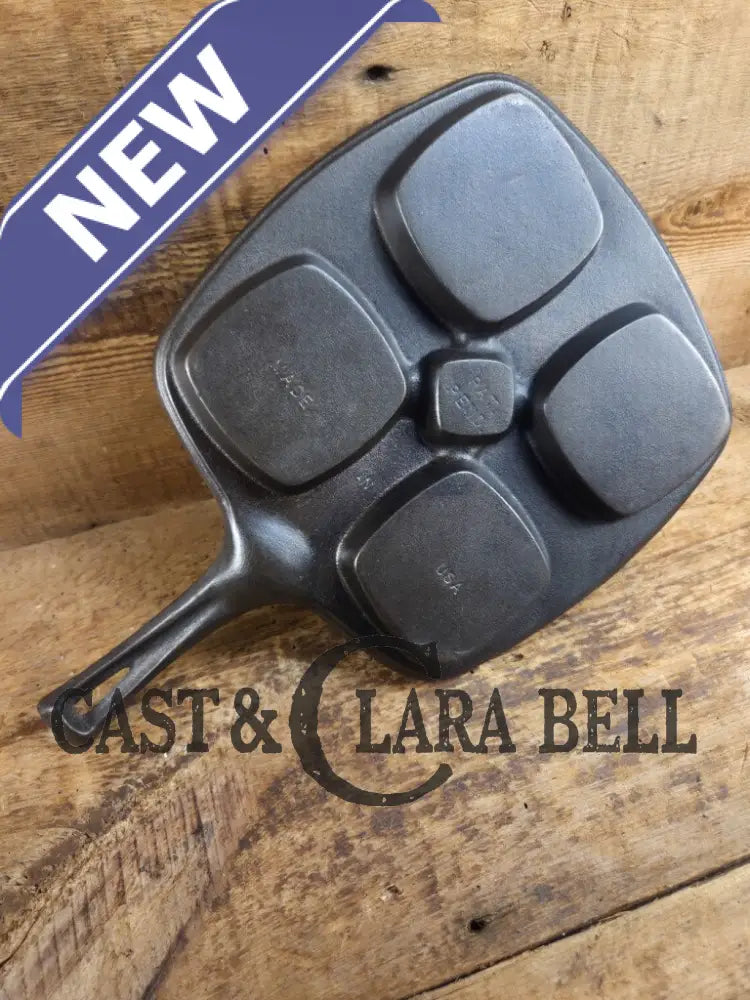 Beautiful 1940βs later series Wagner Square βBenedictβ skillet. Perfect for cooking multiple sandwiches at once. A