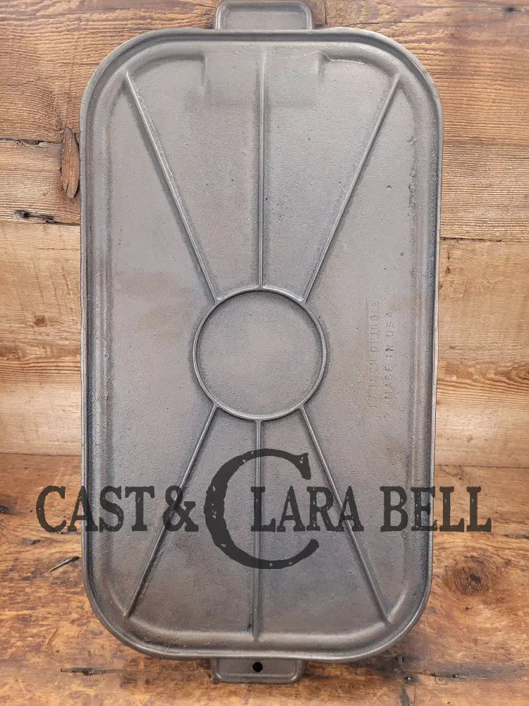 castandclarabell.com