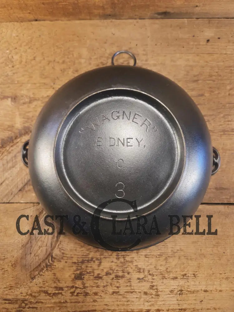Beautiful #3 1910âs era Wagner Sidney #3 Scotch Bowl (aka candy kettle). Hard to find GORGEOUS collectorâs piece. Dutch