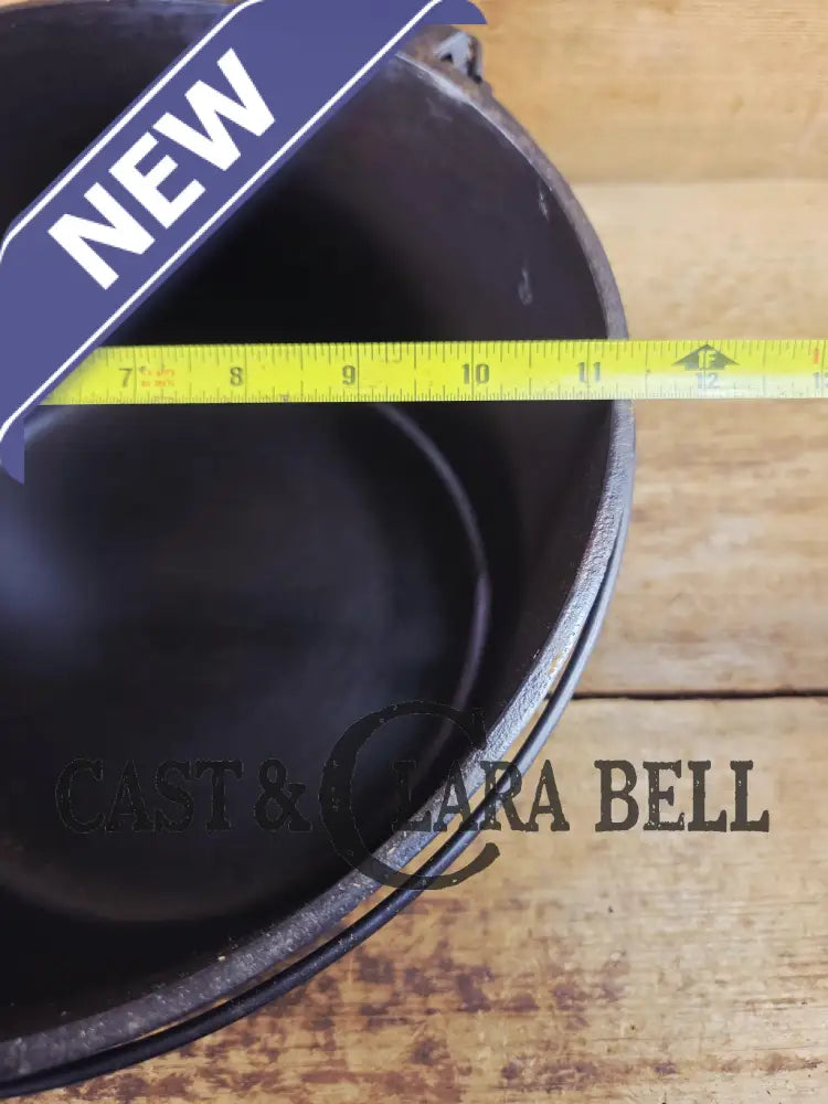 Beautiful and tough to find #8 1930βs Block Logo Griswold (#938) Maslin Kettle! Gorgeous collector and canner piece!
