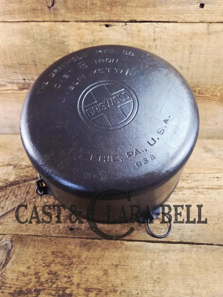 Beautiful and tough to find #8 1930โs Block Logo Griswold (#938) Maslin Kettle! Gorgeous collector and canner piece!