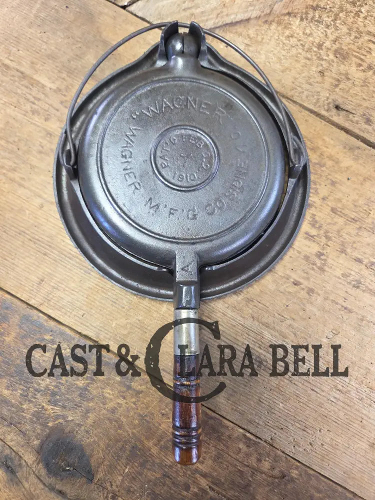 Beautiful! Early 1900’s Wagner #7 Cast Iron Waffle Iron with low base. Pat’d 1910. Fully restored and ready to use!