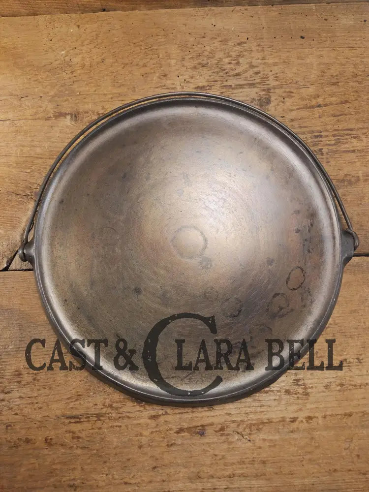 Beautiful!! Early 1920βs Griswold Slant Logo βErieβ No. 12 Round Griddle Bailed 741. Ghostmark Slant logo as well!