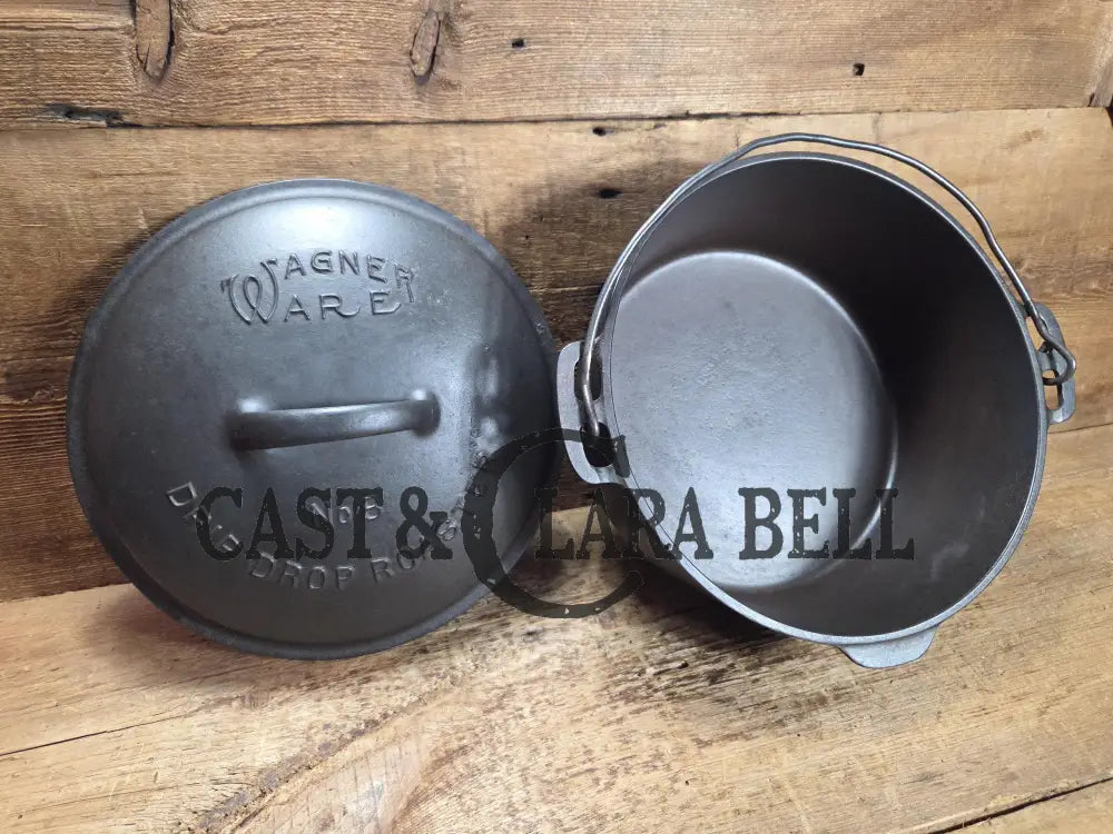 Beautiful & elegant! 1930’s Wagner Ware #8 Drip Drop Roaster #1268 I w/ Sawtooth Lid p/n 1268 Y. Raised Letter lid.