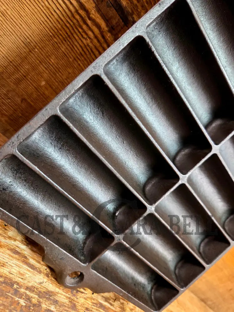 Beautiful gift idea for bakers and a tough one to find! Favorite Piqua #23 Bread Stick Pan Bakeware