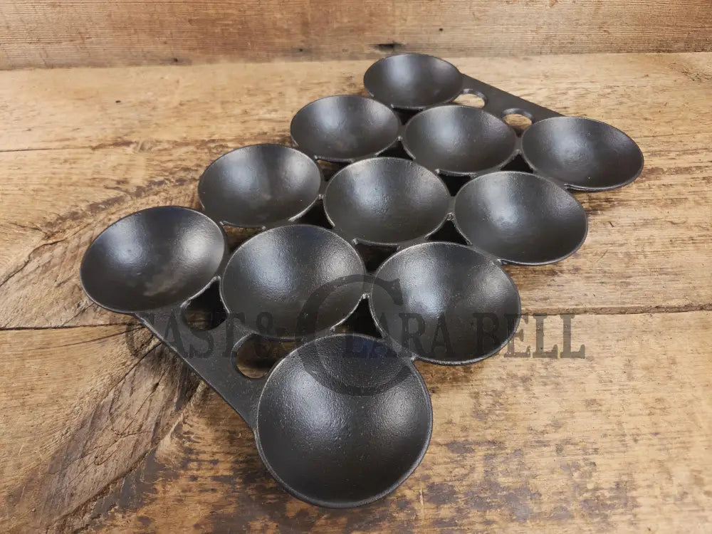 Beautiful Griswold 1910βs No. 3 Gem Pan 11 cup p/n 942 Variation #2 (Rarity 4 out of 10) Bakeware