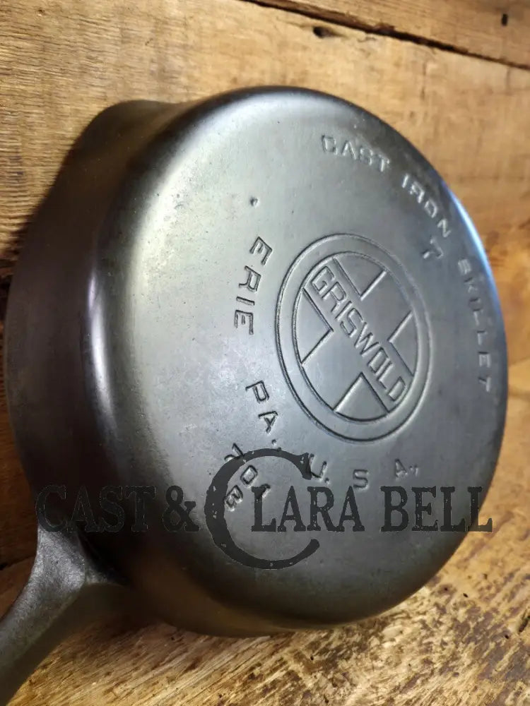 Beautiful! Griswold #7 Skillet with Large Block Logo and Smooth Bottom 701 J. Almost perfect! (Copy) Skillet