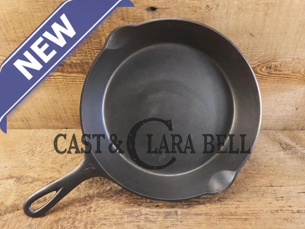 Beautiful! Griswold #7 Skillet with Large Block Logo and Smooth Bottom 701. Restored and Ready to Use! Skillet