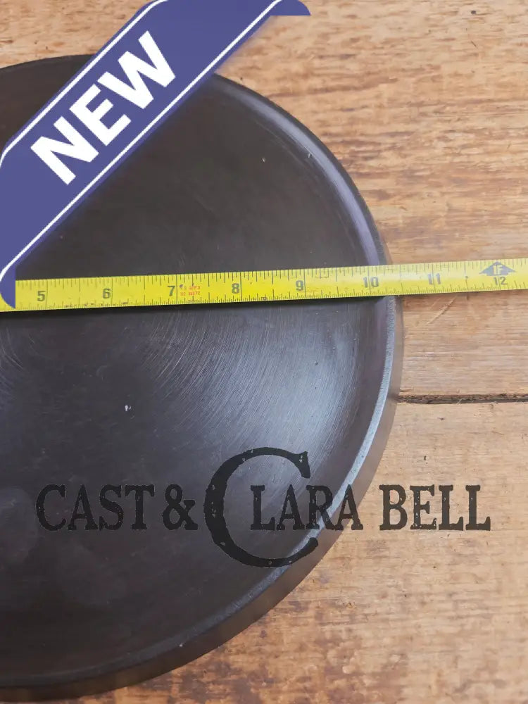 Beautiful Griswold #9 Round Griddle with Large Block Logo 609. Mint Amazing piece for your kitchen! Griddle