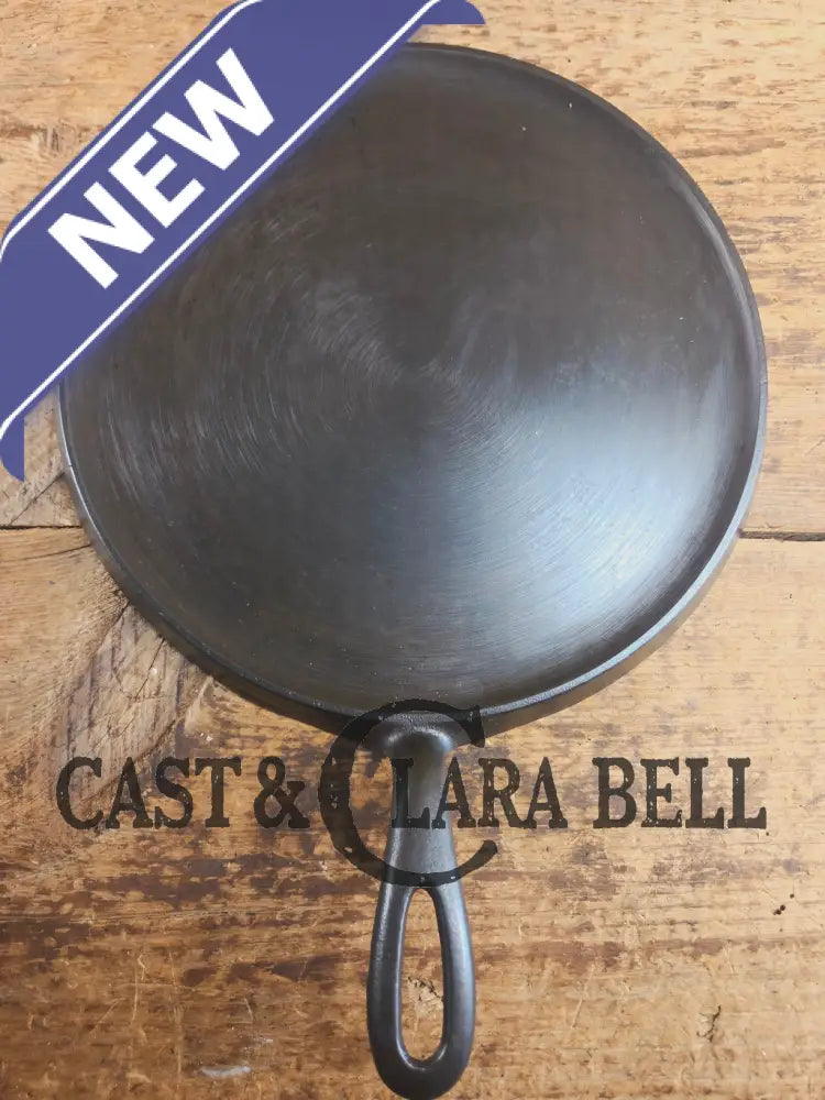 Beautiful Griswold #9 Round Griddle with Large Block Logo 609. Mint Amazing piece for your kitchen! Griddle