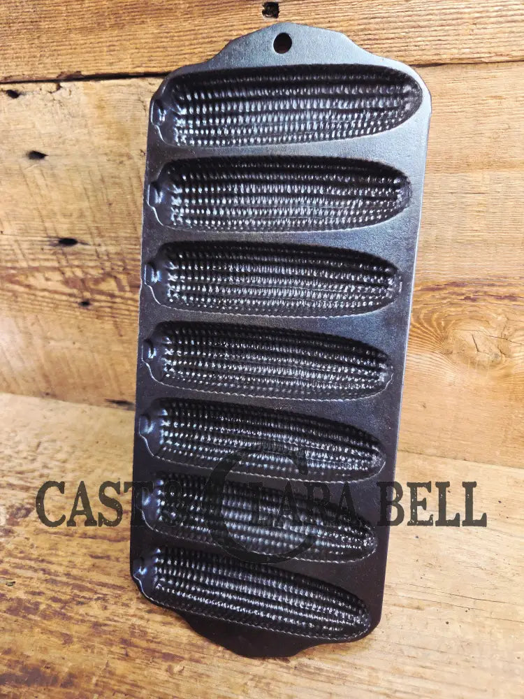 Beautiful Griswold No. 273 Crispy Corn Stick Pan p/n 930. Great gift idea or a perfect gift for you! Restored and Ready