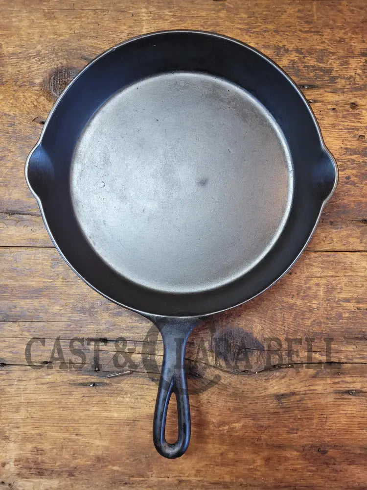 Beautiful Piece! 1920’S Favorite Piqua Miami #8 Cast Iron Skillet With Heat Ring. Collector’s