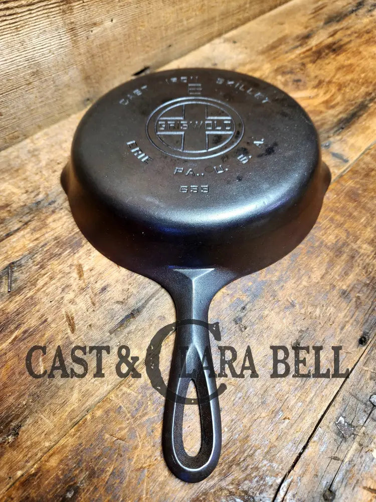 Beautiful piece! 1920’s Griswold #6 Skillet with Large Block Logo 699. Perfect for saute’s and sides. Restored and