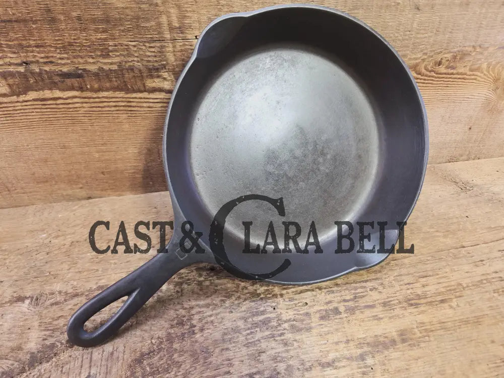 Beautiful Saute Pan! 1940βs Griswold #6 Cast Iron Skillet w/ Small Block Logo Flat Style Handle and Smooth Bottom 699 M