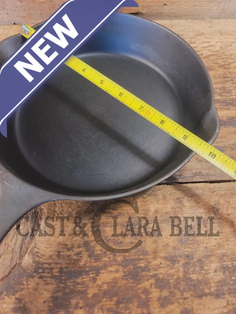Beautiful! The Classic #7 Griswold made Puritan No. 8 cast iron skillet w Heat Ring. 1503 - Skillet