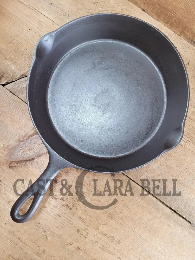 Beautiful! The Classic #8 Favorite Made Puritan No. 8 βDβ Cast Iron Skillet W Heat Ring! Unique