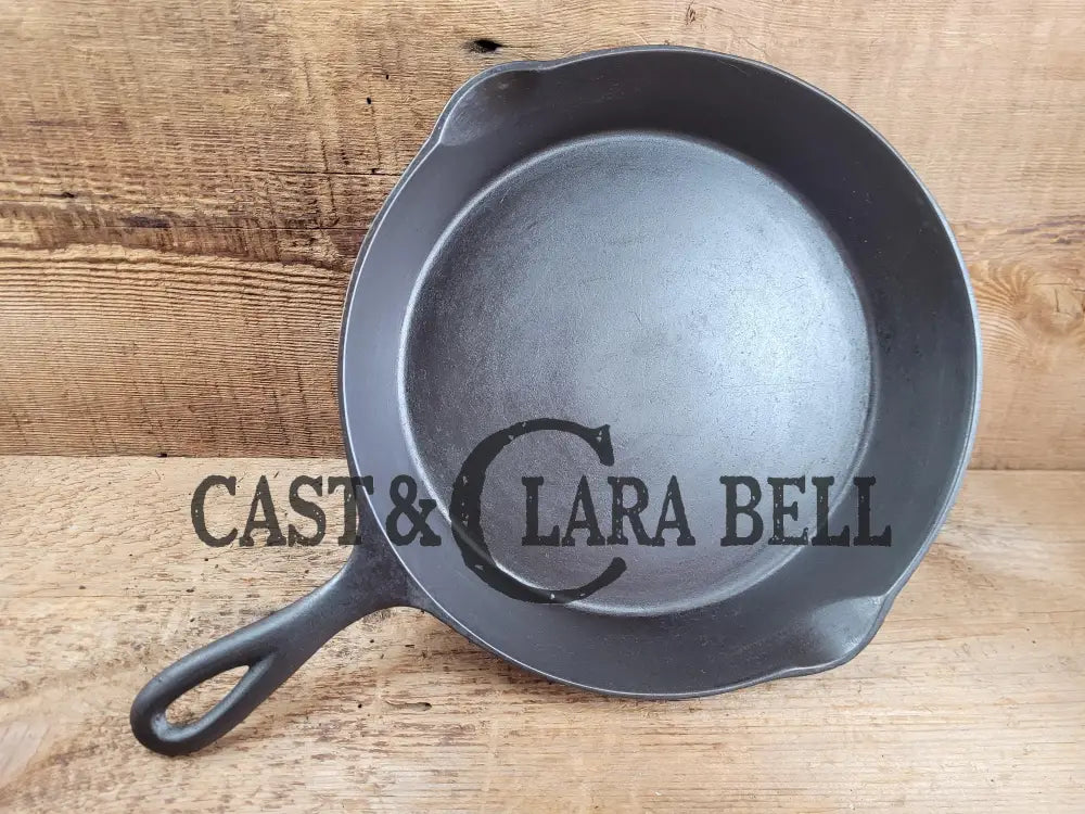 Beautiful! The Classic #8 Favorite Made Puritan No. 8 ’D’ Cast Iron Skillet W Heat Ring! Unique